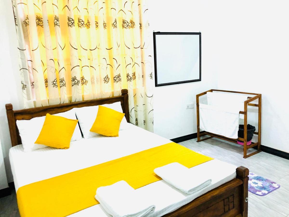 Freedom Inn Negombo Exterior photo